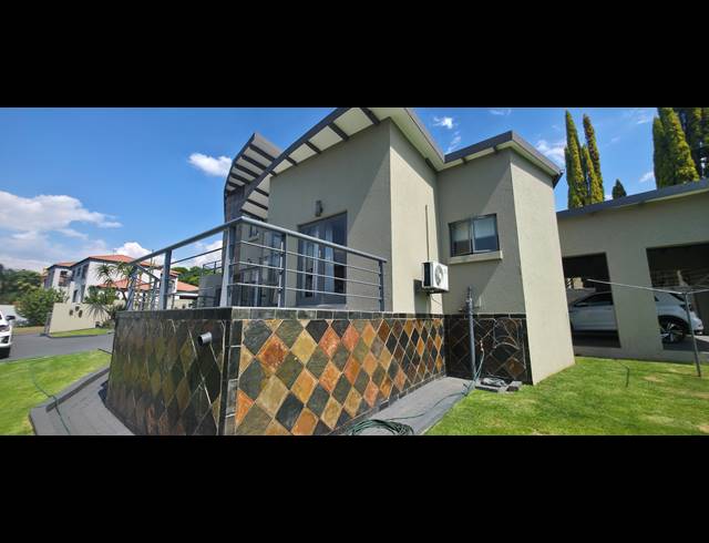 4 BEDROOM FREESTANDING FOR SALE IN BANKENVELD